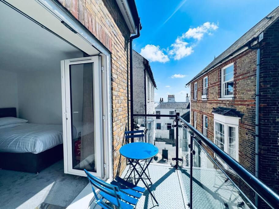 100 Steps To Broadstairs Beach - 2 Bedroom 3 Beds Екстер'єр фото