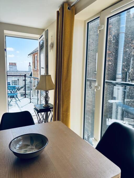100 Steps To Broadstairs Beach - 2 Bedroom 3 Beds Екстер'єр фото